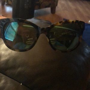 Costa Bimini never worn sunglasses polarized